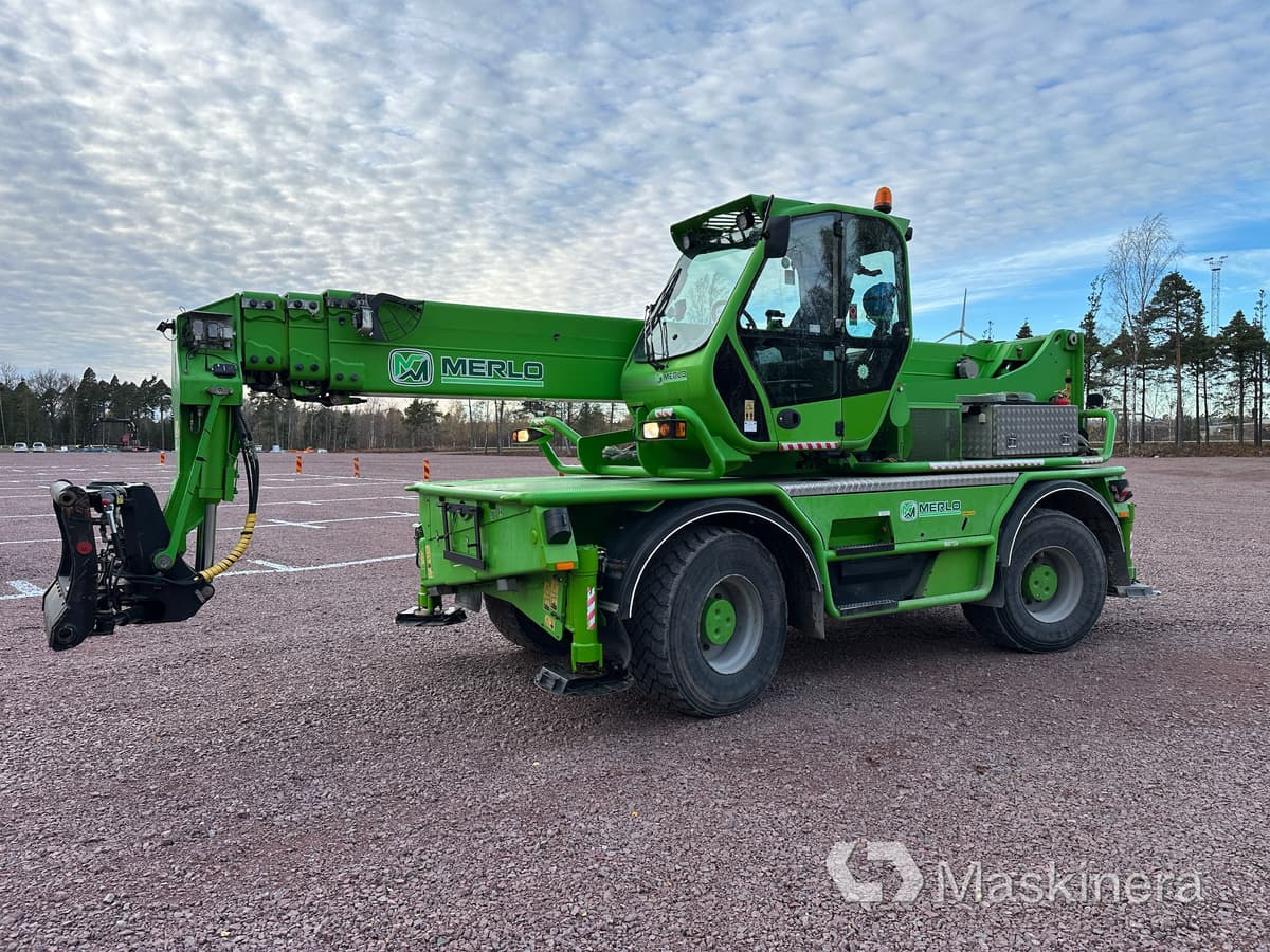 Merlo Roto 60.24 MCSS Teleskoplastare Merlo Roto 60.24 - Chariot télescopique: photos 1 Merlo Roto 60.24 MCSS Teleskoplastare Merlo Roto 60.24 - Chariot télescopique: photos 1
