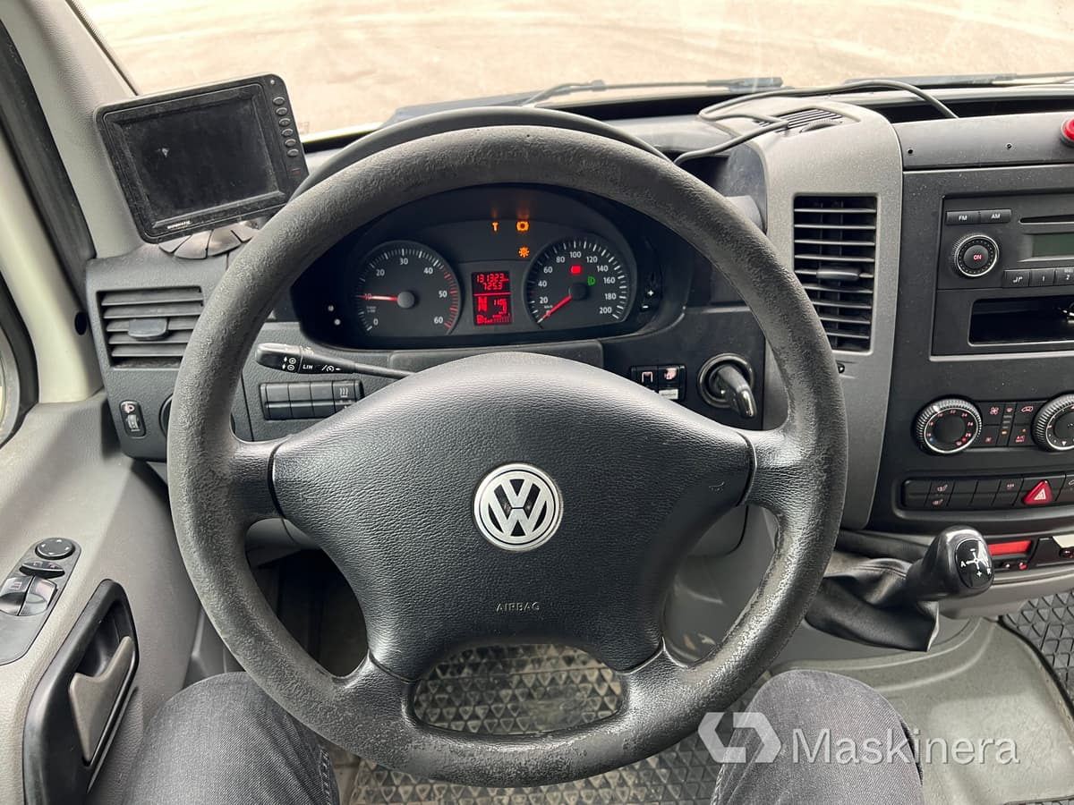 Fourgon utilitaire Volkswagen Crafter 50 2.5 TDI Kranbil med flak Volkswagen Crafter: photos 19