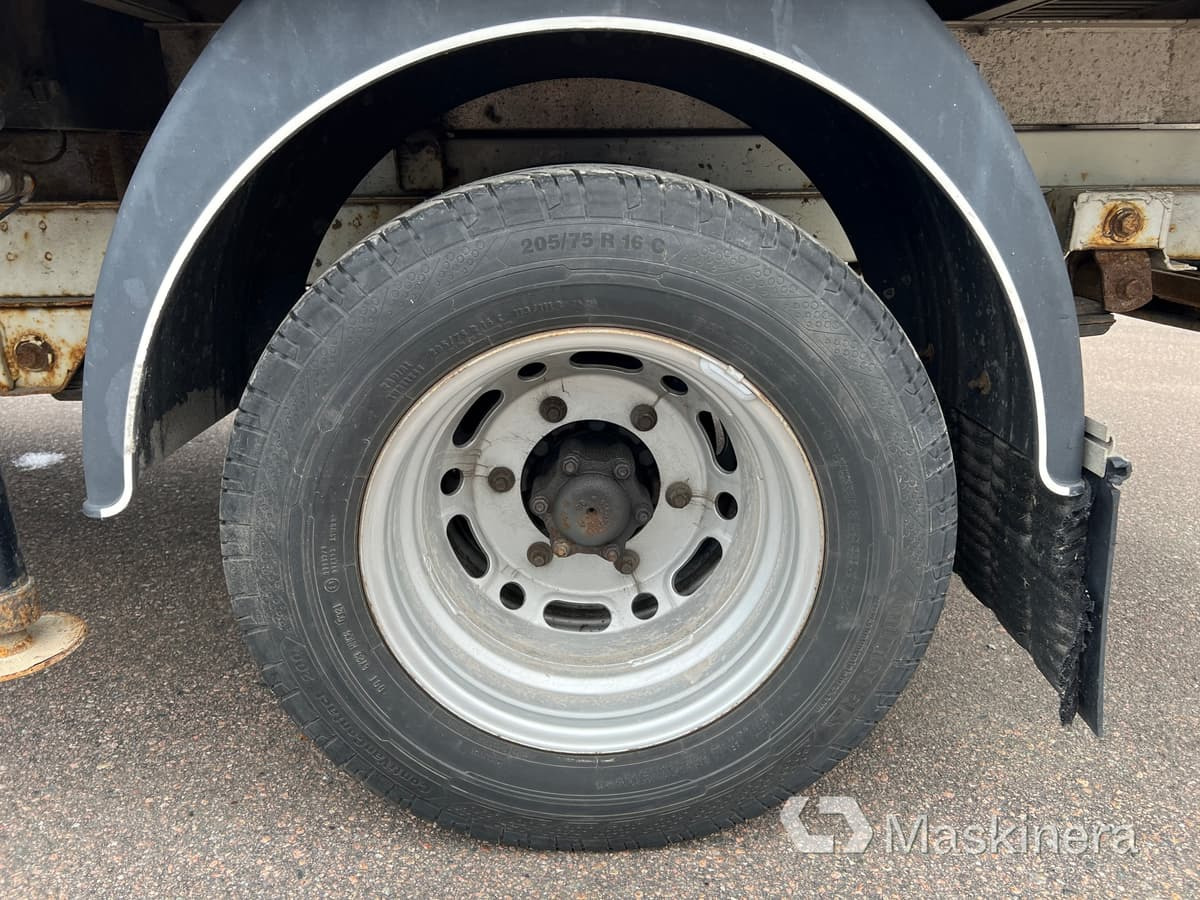 Fourgon utilitaire Volkswagen Crafter 50 2.5 TDI Kranbil med flak Volkswagen Crafter: photos 11