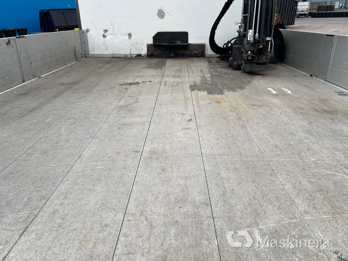 Fourgon utilitaire Volkswagen Crafter 50 2.5 TDI Kranbil med flak Volkswagen Crafter: photos 47