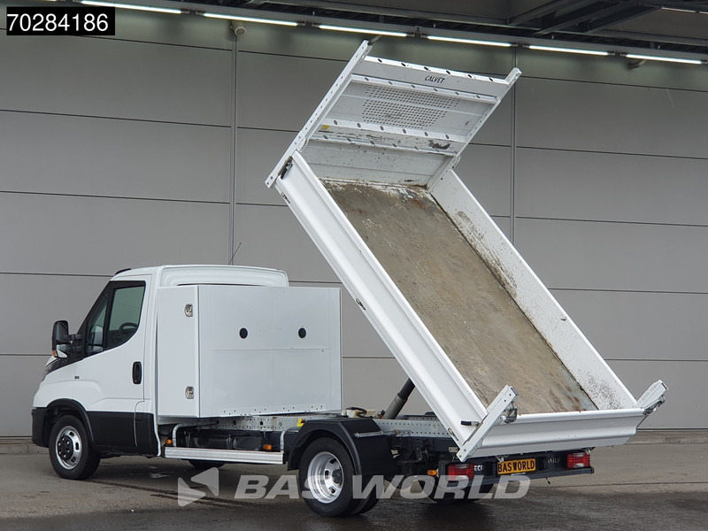 Iveco Daily 35C14 Kipper met Kist Dubbellucht 3,5t Trekhaak Airco Cruise Euro6 Tipper Benne Kieper 2m3 Airco Trekhaak Cruise control - Utilitaire benne: photos 2 Iveco Daily 35C14 Kipper met Kist Dubbellucht 3,5t Trekhaak Airco Cruise Euro6 Tipper Benne Kieper 2m3 Airco Trekhaak Cruise control - Utilitaire benne: photos 2