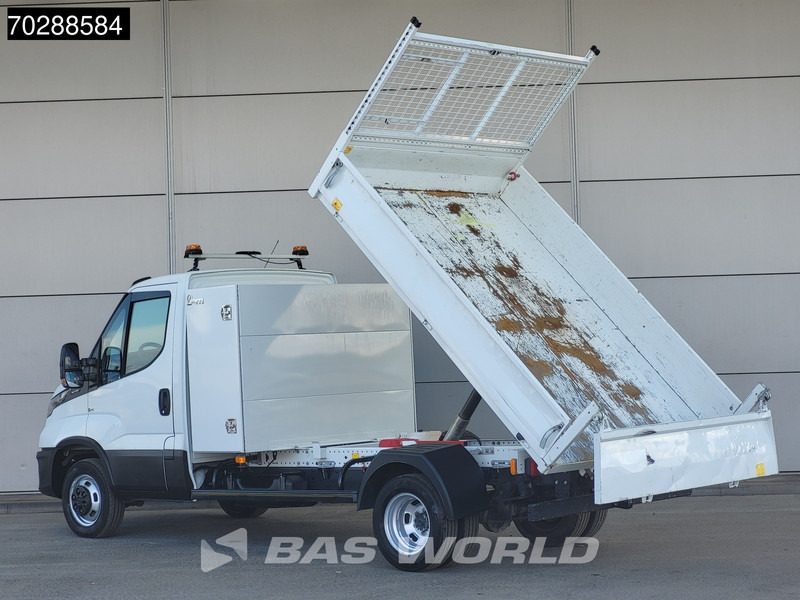 Iveco Daily 35C16 3.0L Kipper met Kist Dubbellucht 3,5t Trekhaak Navi Airco Cruise Camera Euro6 Tipper Benne Kieper 2m3 Airco Trekhaak Cruis - Utilitaire benne: photos 3 Iveco Daily 35C16 3.0L Kipper met Kist Dubbellucht 3,5t Trekhaak Navi Airco Cruise Camera Euro6 Tipper Benne Kieper 2m3 Airco Trekhaak Cruis - Utilitaire benne: photos 3