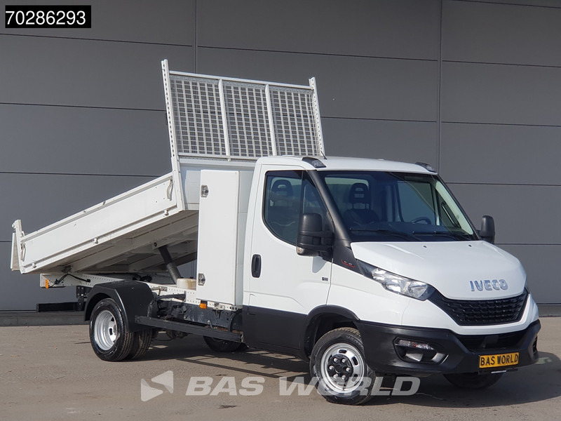 Iveco Daily 35C16 3.0L Open Laadbak met Kist Dubbellucht 3,5t Trekhaak Airco Cruise Euro6 Pritsche Pickup Open Box 2m3 Airco Trekhaak Cruise - Utilitaire plateau: photos 3 Iveco Daily 35C16 3.0L Open Laadbak met Kist Dubbellucht 3,5t Trekhaak Airco Cruise Euro6 Pritsche Pickup Open Box 2m3 Airco Trekhaak Cruise - Utilitaire plateau: photos 3