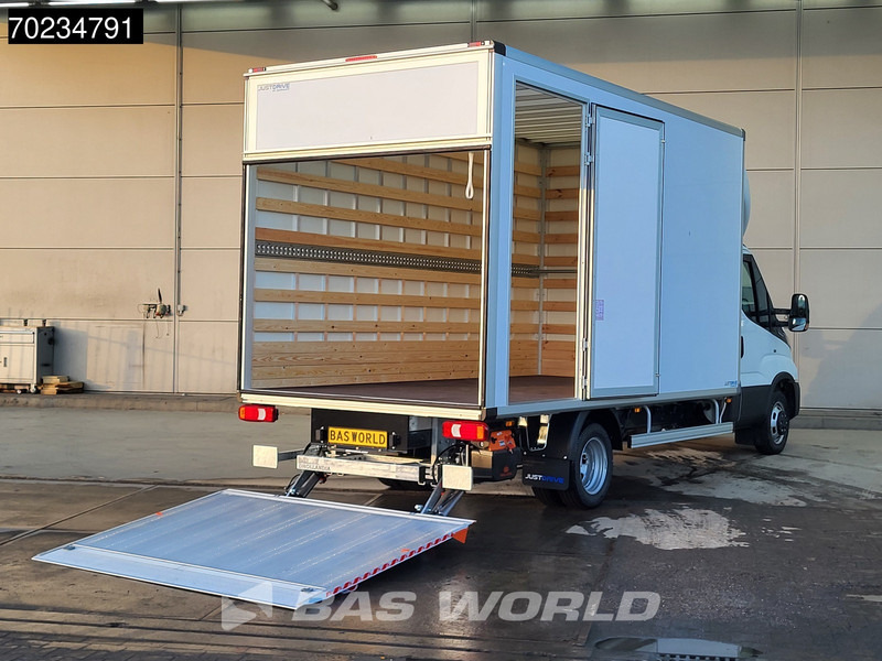 Iveco Daily 35C18 3.0L 2025model Automaat Laadklep ACC Navi Airco Zijdeur Bakwagen Meubelbak Koffer Airco - Fourgon grand volume: photos 3 Iveco Daily 35C18 3.0L 2025model Automaat Laadklep ACC Navi Airco Zijdeur Bakwagen Meubelbak Koffer Airco - Fourgon grand volume: photos 3