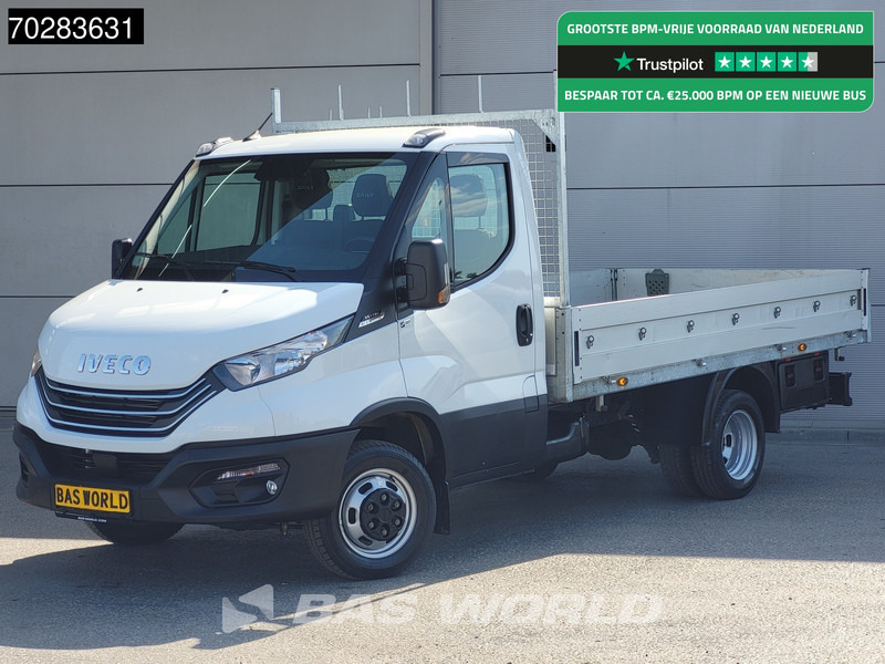 Iveco Daily 35C18 3.0L Open Laadbak Dubbellucht 3,5t Trekhaak Airco Cruise Camera Parkeersensoren Euro6 Meubelbak Koffer Airco Trekhaak Crui - Utilitaire plateau: photos 1 Iveco Daily 35C18 3.0L Open Laadbak Dubbellucht 3,5t Trekhaak Airco Cruise Camera Parkeersensoren Euro6 Meubelbak Koffer Airco Trekhaak Crui - Utilitaire plateau: photos 1