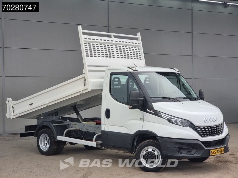 Iveco Daily 35C18 Open Laadbak 3.0L Automaat Dubbellucht 3.5t Trekhaak LED Airco Cruise Pritsche Pickup Open Box 2m3 Airco Trekhaak Cruise c - Utilitaire plateau: photos 3 Iveco Daily 35C18 Open Laadbak 3.0L Automaat Dubbellucht 3.5t Trekhaak LED Airco Cruise Pritsche Pickup Open Box 2m3 Airco Trekhaak Cruise c - Utilitaire plateau: photos 3