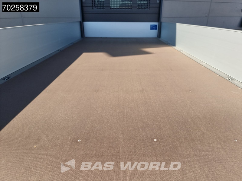 Iveco Daily 35C21 3.0L Black Edition Automaat 210PK 2025-Model Open laadbak Dubbellucht CarPlay ACC LED 3,5T Trekvermogen Euro6 Pritsche Pic - Utilitaire plateau: photos 3 Iveco Daily 35C21 3.0L Black Edition Automaat 210PK 2025-Model Open laadbak Dubbellucht CarPlay ACC LED 3,5T Trekvermogen Euro6 Pritsche Pic - Utilitaire plateau: photos 3