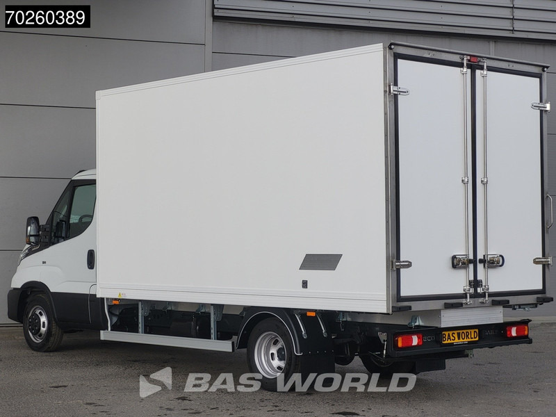 Iveco Daily 35C21 3.0L Koelwagen Vries Carrier Xarios 350 230V stekker CarPlay Airco ACC Koel Koeler Vriezer Vrieswagen Kühler Bakwagen Kühl - Utilitaire frigorifique: photos 2 Iveco Daily 35C21 3.0L Koelwagen Vries Carrier Xarios 350 230V stekker CarPlay Airco ACC Koel Koeler Vriezer Vrieswagen Kühler Bakwagen Kühl - Utilitaire frigorifique: photos 2