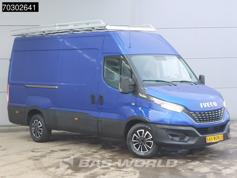 Iveco Daily 35S18 3.0L Automaat L2H2 3,5t Trekhaak 180PK Navi Airco Cruise Camera Parkeersensoren Imperiaal Velgen Euro6 L2 Airco Trekhaak C - Fourgon utilitaire: photos 3 Iveco Daily 35S18 3.0L Automaat L2H2 3,5t Trekhaak 180PK Navi Airco Cruise Camera Parkeersensoren Imperiaal Velgen Euro6 L2 Airco Trekhaak C - Fourgon utilitaire: photos 3