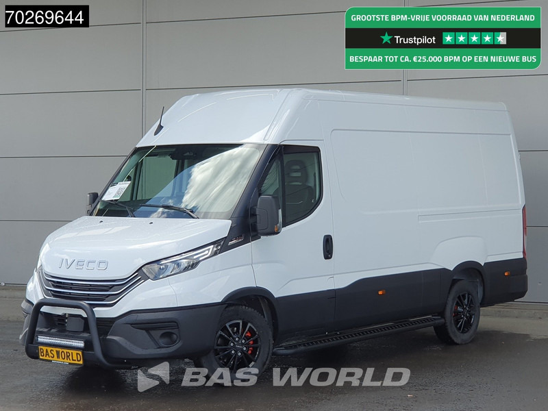 Iveco Daily 35S21 3.0L Automaat Black Edition 2025 model L2H2 Trekhaak Tacho ACC LED CarPlay Velgen Camera 12m3 Airco Trekhaak - Fourgon utilitaire: photos 1 Iveco Daily 35S21 3.0L Automaat Black Edition 2025 model L2H2 Trekhaak Tacho ACC LED CarPlay Velgen Camera 12m3 Airco Trekhaak - Fourgon utilitaire: photos 1