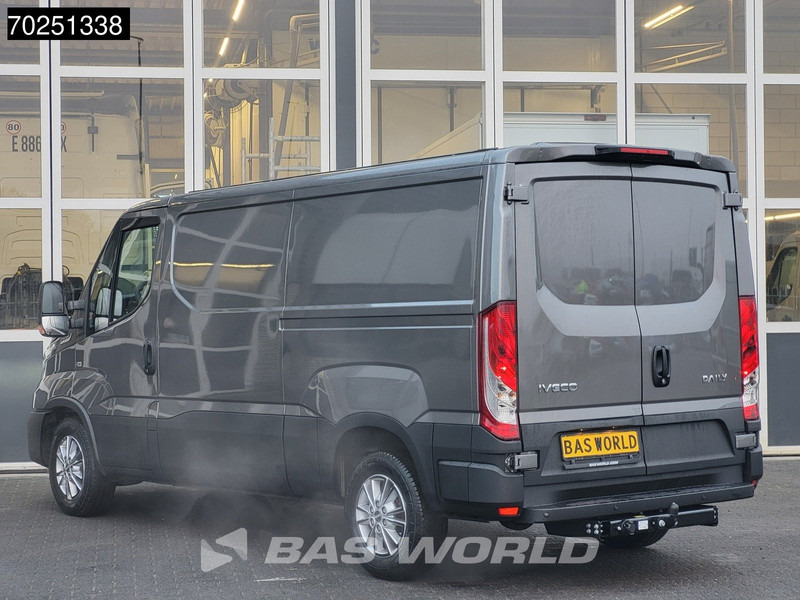 Iveco Daily 35S21 3.0L Automaat L2H1 210PK Laag Dak 2025-Model 3,5t Trekhaak ACC Navi LED Camera Parkeersensoren Euro6 L2 9m3 Airco Trekhaak - Fourgon utilitaire: photos 2 Iveco Daily 35S21 3.0L Automaat L2H1 210PK Laag Dak 2025-Model 3,5t Trekhaak ACC Navi LED Camera Parkeersensoren Euro6 L2 9m3 Airco Trekhaak - Fourgon utilitaire: photos 2