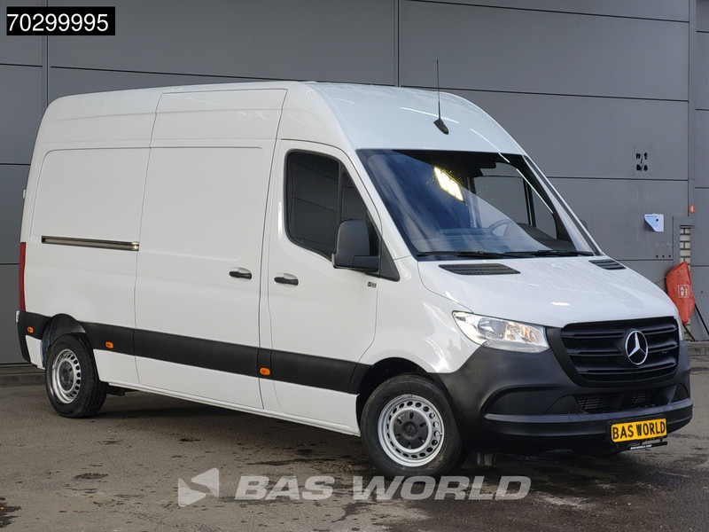 Mercedes-Benz Sprinter 311 CDI L2H2 Airco Cruise MBUX CarPlay Euro6 L2 Airco Cruise control - Fourgonnette: photos 3 Mercedes-Benz Sprinter 311 CDI L2H2 Airco Cruise MBUX CarPlay Euro6 L2 Airco Cruise control - Fourgonnette: photos 3