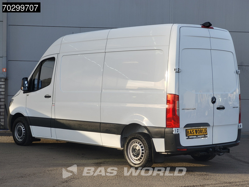 Mercedes-Benz Sprinter 315 CDI Automaat L2H2 Trekhaak ACC Airco Camera Parkeersensoren MBUX CarPlay Euro6 L2 Airco Trekhaak - Fourgon utilitaire: photos 2 Mercedes-Benz Sprinter 315 CDI Automaat L2H2 Trekhaak ACC Airco Camera Parkeersensoren MBUX CarPlay Euro6 L2 Airco Trekhaak - Fourgon utilitaire: photos 2