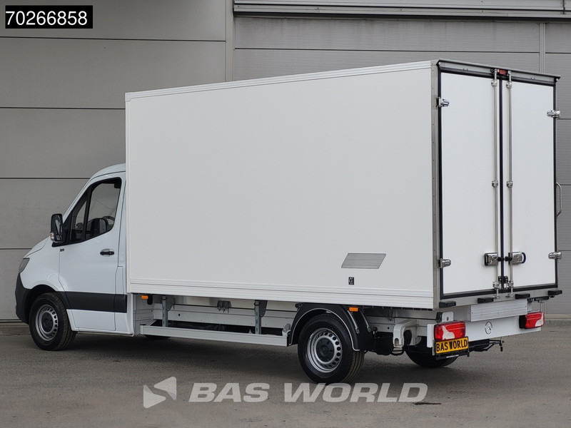 Mercedes-Benz Sprinter 315 CDI Koelwagen Achterdeuren Thermo King C-250 Airco MBUX CarPlay Koel Koeler Kühl Kühler Kühlwagen Kühlkoffer 17m3 Airco - Utilitaire frigorifique: photos 2 Mercedes-Benz Sprinter 315 CDI Koelwagen Achterdeuren Thermo King C-250 Airco MBUX CarPlay Koel Koeler Kühl Kühler Kühlwagen Kühlkoffer 17m3 Airco - Utilitaire frigorifique: photos 2