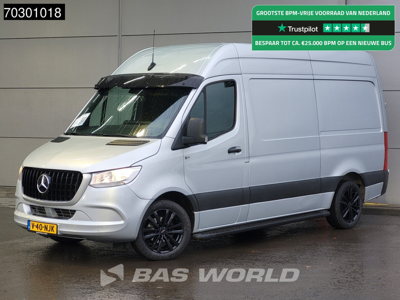 Mercedes-Benz Sprinter 315 CDI Special Edition Automaat L2H2 Trekhaak 150PK Airco Camera Parkeersensoren MBUX CarPlay Euro6 L2 12m3 Airco - Fourgonnette: photos 1 Mercedes-Benz Sprinter 315 CDI Special Edition Automaat L2H2 Trekhaak 150PK Airco Camera Parkeersensoren MBUX CarPlay Euro6 L2 12m3 Airco - Fourgonnette: photos 1