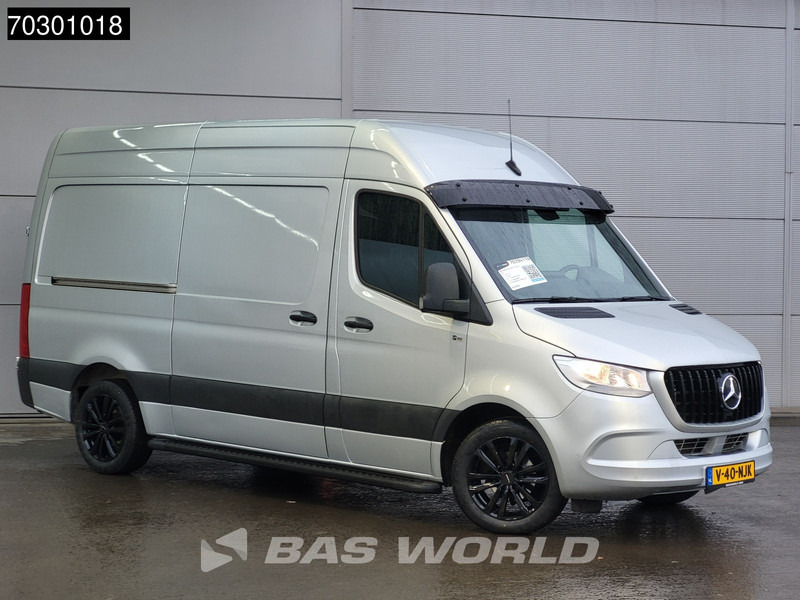 Mercedes-Benz Sprinter 315 CDI Special Edition Automaat L2H2 Trekhaak 150PK Airco Camera Parkeersensoren MBUX CarPlay Euro6 L2 12m3 Airco - Fourgonnette: photos 5 Mercedes-Benz Sprinter 315 CDI Special Edition Automaat L2H2 Trekhaak 150PK Airco Camera Parkeersensoren MBUX CarPlay Euro6 L2 12m3 Airco - Fourgonnette: photos 5