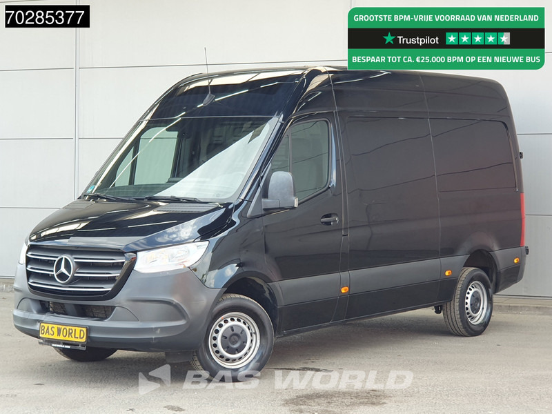 Mercedes-Benz Sprinter 317 CDI Automaat 3,5t Trekhaak L2H2 170PK Airco Camera MBUX Euro6 L2 12m3 Airco - Fourgon utilitaire: photos 1 Mercedes-Benz Sprinter 317 CDI Automaat 3,5t Trekhaak L2H2 170PK Airco Camera MBUX Euro6 L2 12m3 Airco - Fourgon utilitaire: photos 1