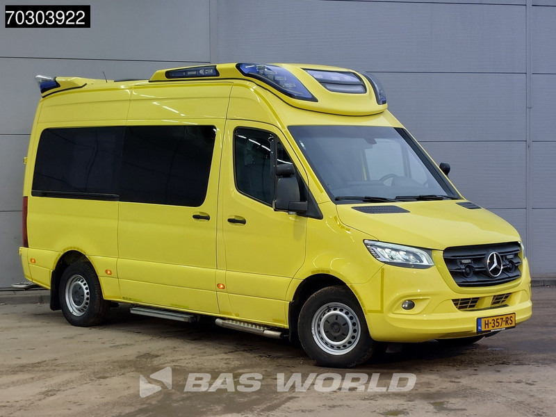 Mercedes-Benz Sprinter 319 CDI 3.0L V6 Ambulance 190PK L2H2 LED Airco Cruise Camera MBUX CarPlay Euro6 Krankenwagen Rettungswagen L2 8m3 Airco Cruise c - Ambulance: photos 5 Mercedes-Benz Sprinter 319 CDI 3.0L V6 Ambulance 190PK L2H2 LED Airco Cruise Camera MBUX CarPlay Euro6 Krankenwagen Rettungswagen L2 8m3 Airco Cruise c - Ambulance: photos 5