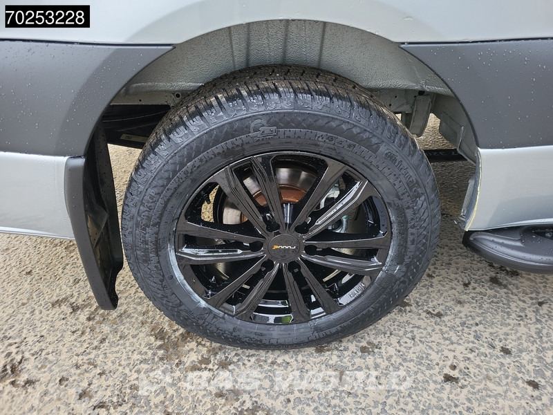 Fourgon utilitaire neuf Mercedes-Benz Sprinter 319 CDI Automaat L2H2 AMG Black Edition LED 18'' MBUX Camera 11m3 Airco Cruise control: photos 8