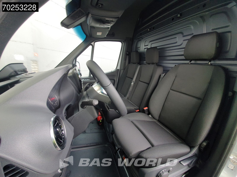 Fourgon utilitaire neuf Mercedes-Benz Sprinter 319 CDI Automaat L2H2 AMG Black Edition LED 18'' MBUX Camera 11m3 Airco Cruise control: photos 12