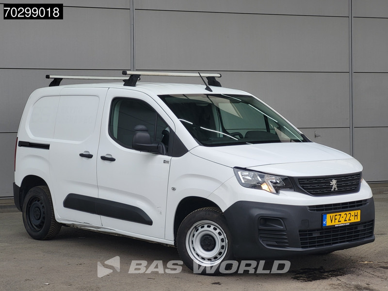 Peugeot Partner 80PK L1H1 Trekhaak Imperiaal Airco Parkeersensoren APK 08-2026 Euro6 L1 Kompakt Airco Trekhaak - Fourgonnette: photos 3 Peugeot Partner 80PK L1H1 Trekhaak Imperiaal Airco Parkeersensoren APK 08-2026 Euro6 L1 Kompakt Airco Trekhaak - Fourgonnette: photos 3