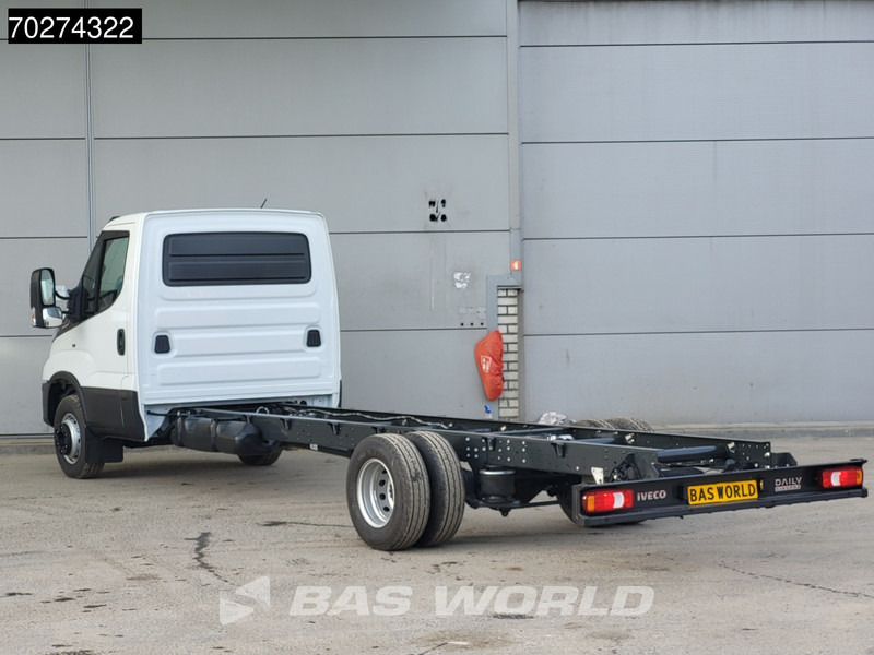 Iveco Daily 72C18 3.0L Automaat 510WB Luchtvering LED ACC Camera Chassis Cabine Fahrgestell Airco - Véhicule utilitaire: photos 3 Iveco Daily 72C18 3.0L Automaat 510WB Luchtvering LED ACC Camera Chassis Cabine Fahrgestell Airco - Véhicule utilitaire: photos 3
