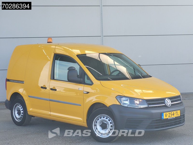 Volkswagen Caddy L1H1 Trekhaak Airco Cruise Parkeersensoren Euro6 L1 3m3 Airco Trekhaak Cruise control - Fourgonnette: photos 5 Volkswagen Caddy L1H1 Trekhaak Airco Cruise Parkeersensoren Euro6 L1 3m3 Airco Trekhaak Cruise control - Fourgonnette: photos 5