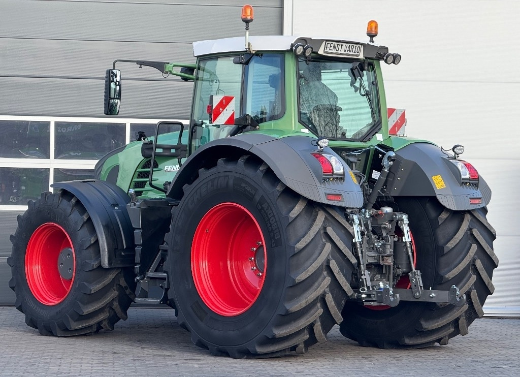 Fendt 939 SCR Profi Plus - Tracteur agricole: photos 5 Fendt 939 SCR Profi Plus - Tracteur agricole: photos 5