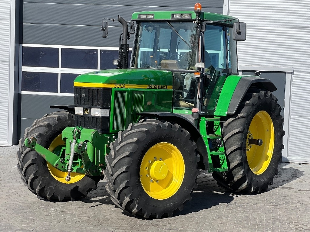 John Deere 7710 PQ - Tracteur agricole: photos 2 John Deere 7710 PQ - Tracteur agricole: photos 2