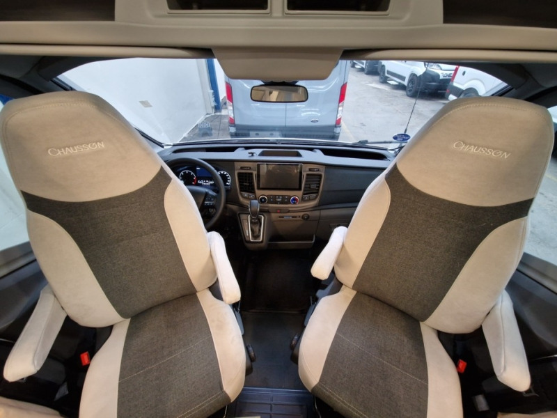 Chausson 788 Titanium Ultimate Ford M24 - Camping-car profilé: photos 5 Chausson 788 Titanium Ultimate Ford M24 - Camping-car profilé: photos 5