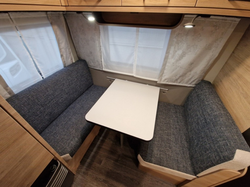 Weinsberg CaraOne 420 QD - Caravane: photos 5 Weinsberg CaraOne 420 QD - Caravane: photos 5
