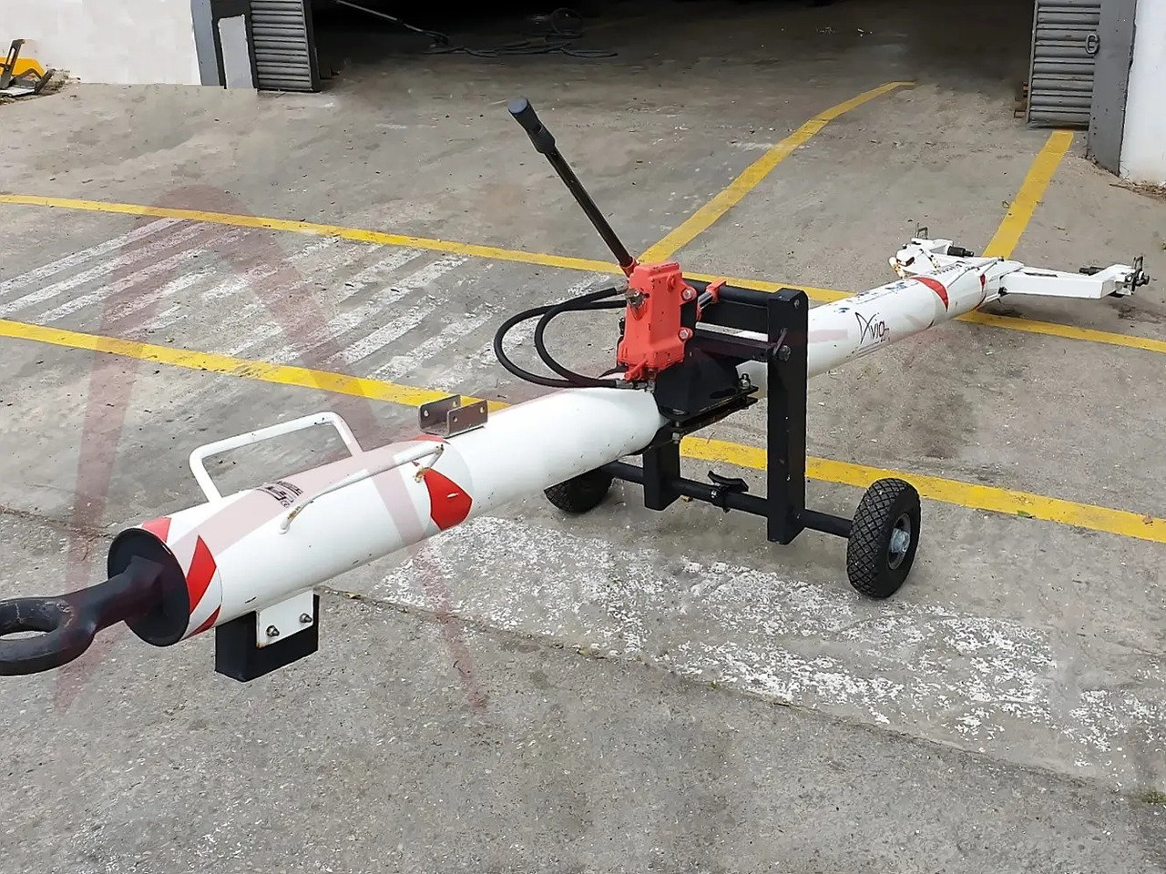 CAVOTEC FLADUNG FSST CRJ100-1000 - Équipement aéroportuaire: photos 3 CAVOTEC FLADUNG FSST CRJ100-1000 - Équipement aéroportuaire: photos 3