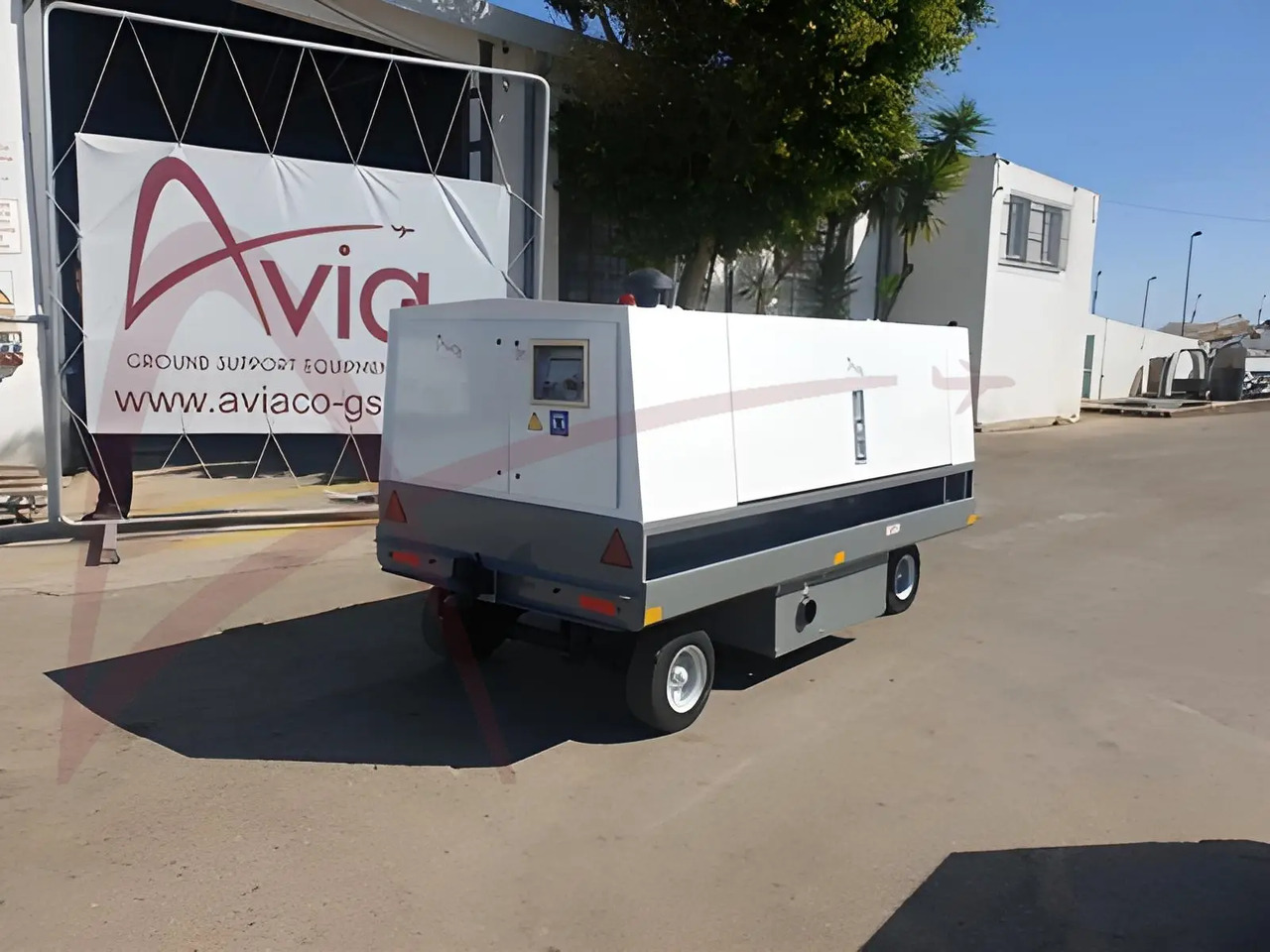 HITZINGER 90MDI1 28 - Groupe électrogène au sol: photos 3 HITZINGER 90MDI1 28 - Groupe électrogène au sol: photos 3