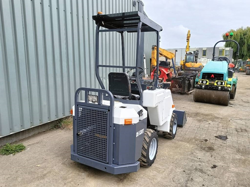Captok CK - S30T shovel loader minishovel wiellader - Chargeuse compacte sur chenilles: photos 5 Captok CK - S30T shovel loader minishovel wiellader - Chargeuse compacte sur chenilles: photos 5