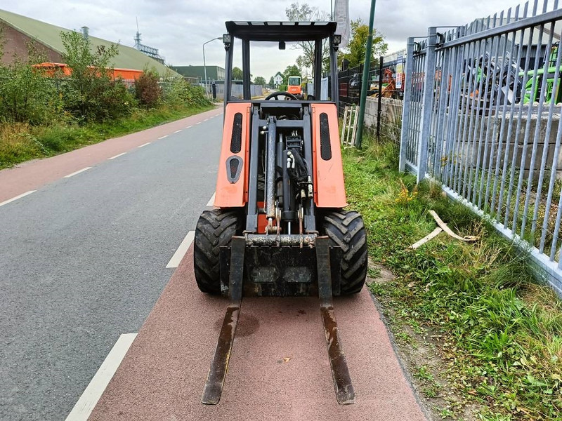 Cast 33 TLS minishovel mini loader giant avant 1400kg - Chargeuse compacte sur chenilles: photos 4 Cast 33 TLS minishovel mini loader giant avant 1400kg - Chargeuse compacte sur chenilles: photos 4