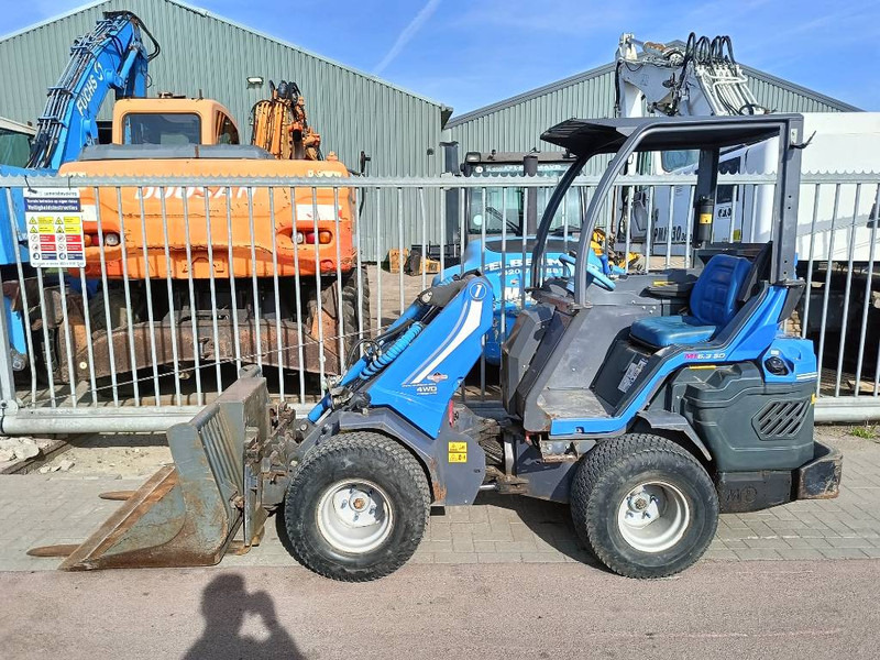 MultiOne 6.3 SD minishovel loader lader 4x4 uitschuifmast - Chargeuse sur pneus: photos 1 MultiOne 6.3 SD minishovel loader lader 4x4 uitschuifmast - Chargeuse sur pneus: photos 1