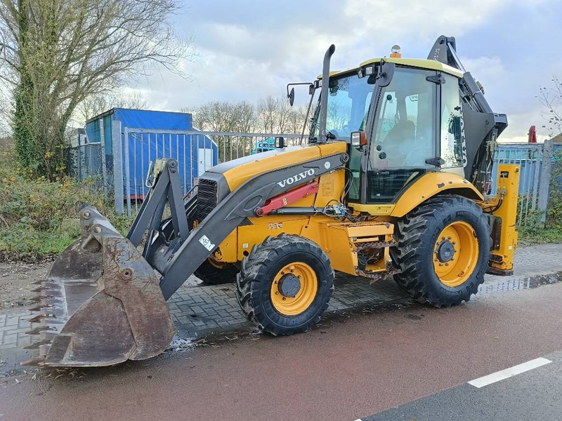 Volvo BL 61 + graaflaad combinatie backhoe loader lader - Tractopelle: photos 2 Volvo BL 61 + graaflaad combinatie backhoe loader lader - Tractopelle: photos 2