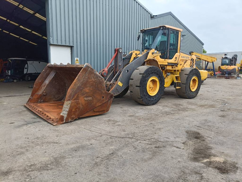 Volvo L 120 F Loader shovel wiellader - Chargeuse sur pneus: photos 5 Volvo L 120 F Loader shovel wiellader - Chargeuse sur pneus: photos 5