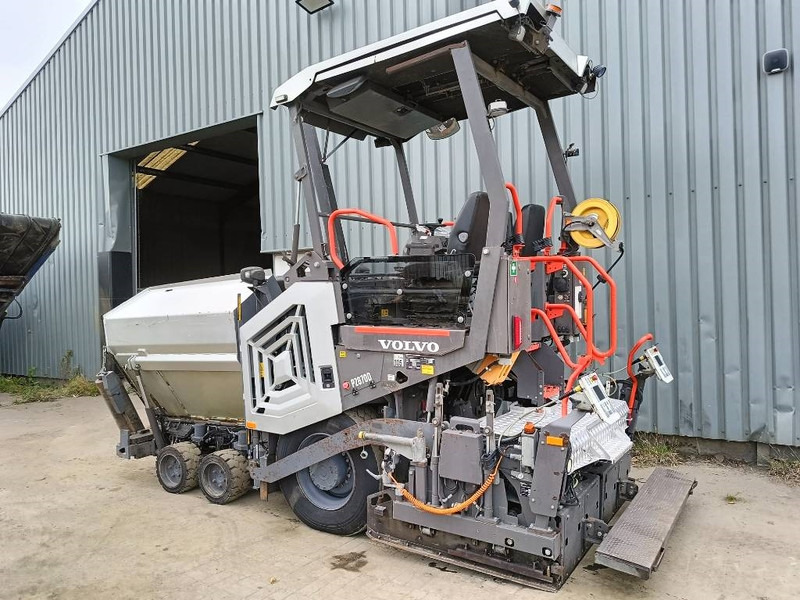 Finisseur Volvo P 2870 D paver finisher asfaltmachine 2020: photos 12 Finisseur Volvo P 2870 D paver finisher asfaltmachine 2020: photos 12