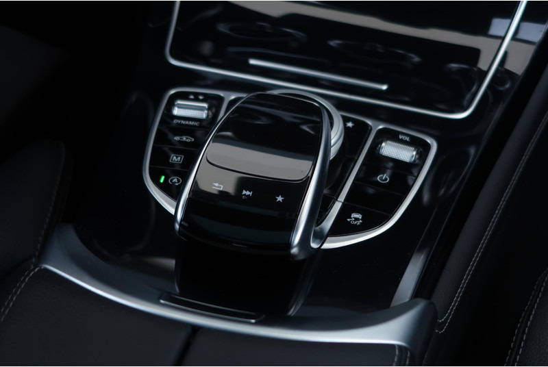 Mercedes-Benz GLC 350 d 4MATIC Premium Plus AMG/ PANO/ AIRM/ MEMORY/ 360/ BURMESTER/ ACC/ TREKHAAK - SUV: photos 4 Mercedes-Benz GLC 350 d 4MATIC Premium Plus AMG/ PANO/ AIRM/ MEMORY/ 360/ BURMESTER/ ACC/ TREKHAAK - SUV: photos 4