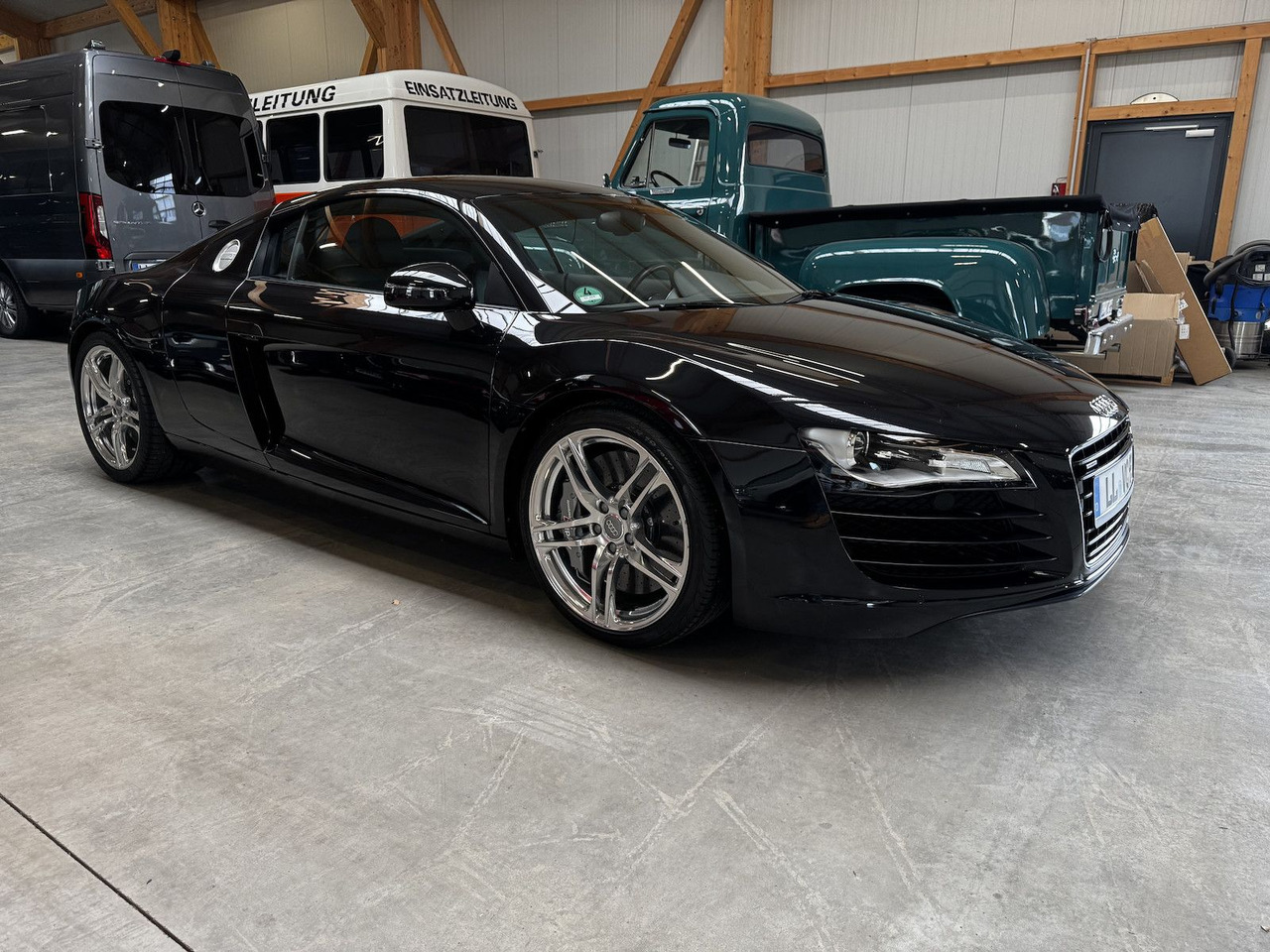 Audi R8 4.2 FSI V8 quattro Coupé - Voiture: photos 4 Audi R8 4.2 FSI V8 quattro Coupé - Voiture: photos 4
