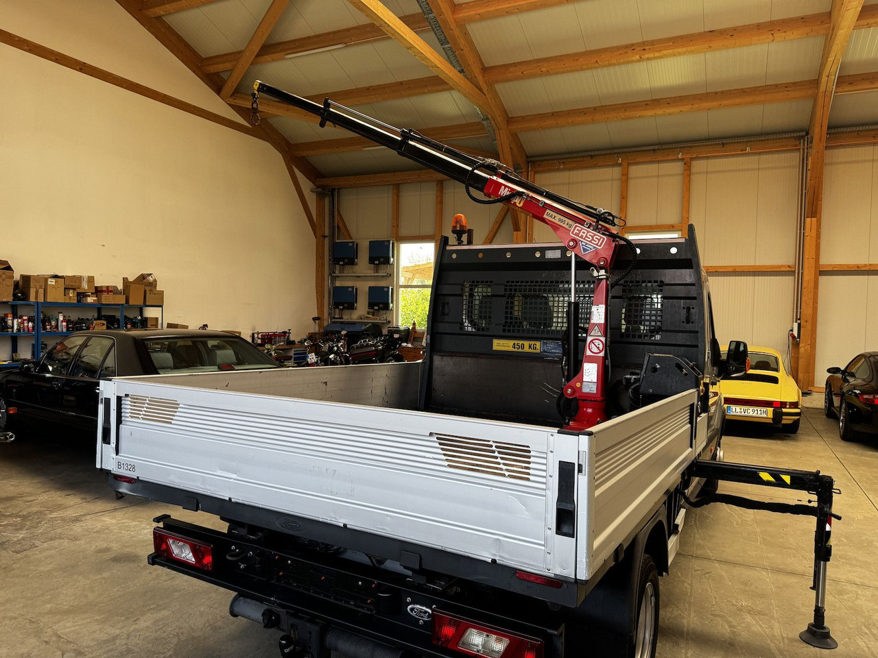 Ford Transit FT 350 DokaTdCI 1.2t Fassi Kran - Utilitaire plateau, Utilitaire double cabine: photos 3 Ford Transit FT 350 DokaTdCI 1.2t Fassi Kran - Utilitaire plateau, Utilitaire double cabine: photos 3