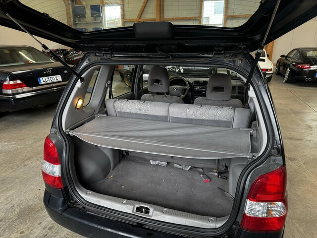 MAZDA Demio 1.4i Sportive 2. Hand Mazda-Scheckheft... - Voiture: photos 4 MAZDA Demio 1.4i Sportive 2. Hand Mazda-Scheckheft... - Voiture: photos 4
