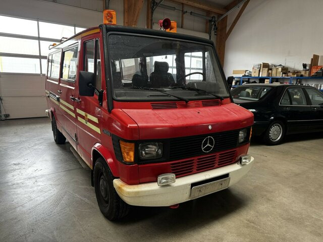 MERCEDES-BENZ T1 310 D Bremer Kombi Feuerwehr1. Hand... - Minibus, Transport de personnes: photos 3 MERCEDES-BENZ T1 310 D Bremer Kombi Feuerwehr1. Hand... - Minibus, Transport de personnes: photos 3