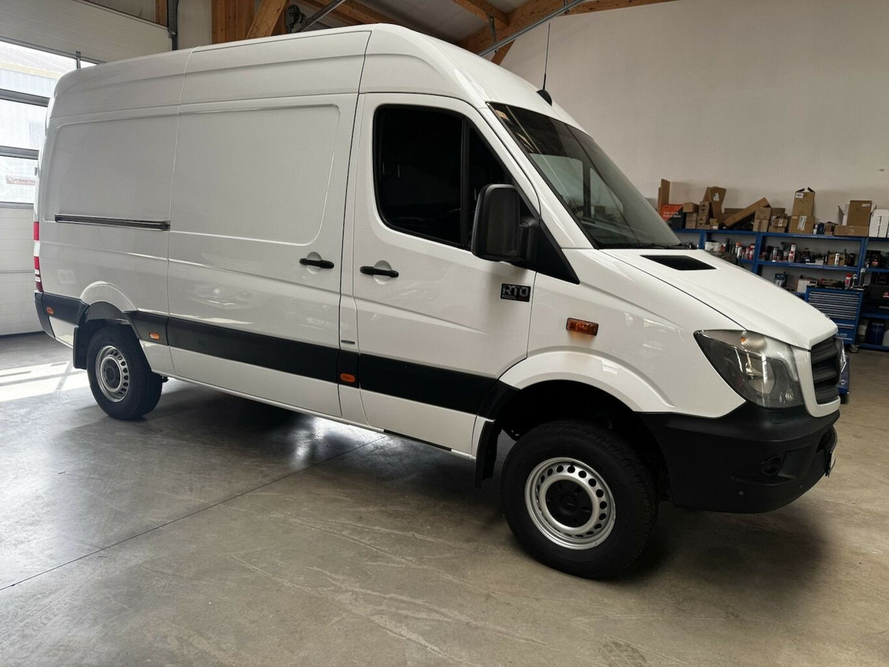 Mercedes-Benz Sprinter 319 CDI 4x4 3.0 V6 Untersetzung 1a! - Fourgon aménagé: photos 4 Mercedes-Benz Sprinter 319 CDI 4x4 3.0 V6 Untersetzung 1a! - Fourgon aménagé: photos 4