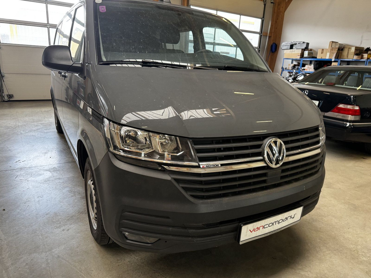 Volkswagen T6.1 lang 5-Sitzer 2.0 TDI 4Motion - Voiture: photos 3 Volkswagen T6.1 lang 5-Sitzer 2.0 TDI 4Motion - Voiture: photos 3