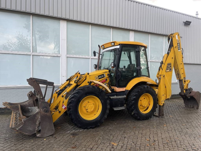 JCB 4 CX 2005 - Tractopelle: photos 2 JCB 4 CX 2005 - Tractopelle: photos 2