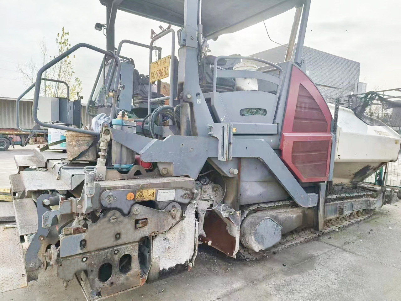 DYNAPAC F3030 Used Asphalt Paver For Sale - Finisseur: photos 4 DYNAPAC F3030 Used Asphalt Paver For Sale - Finisseur: photos 4