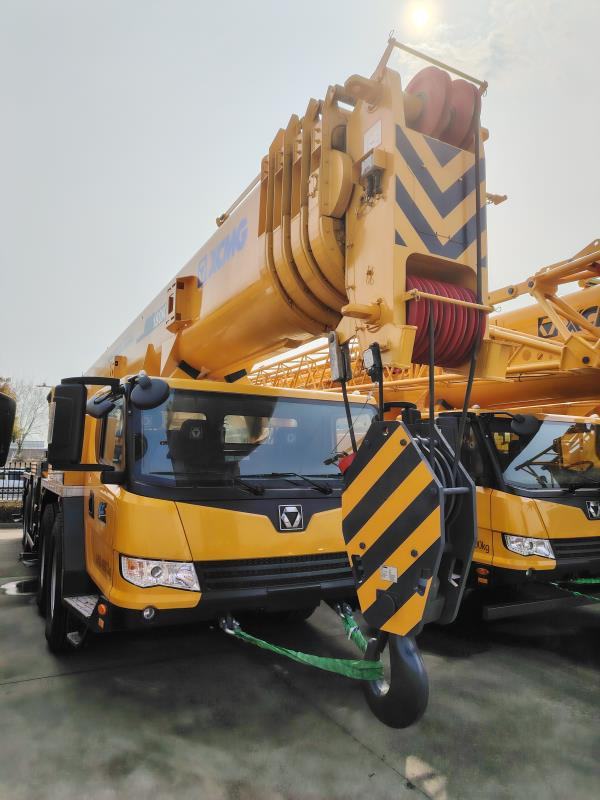 XCMG Factory 180 Ton Used QY180K5C Telescopic Boom Truck Mounted Crane Price List - Grue mobile: photos 3 XCMG Factory 180 Ton Used QY180K5C Telescopic Boom Truck Mounted Crane Price List - Grue mobile: photos 3