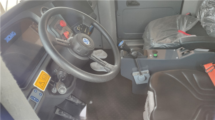 Tombereau rigide XCMG Factory Xde150 China 4X2 Used Mining Electric Dump Truck with Good Quality: photos 6 Tombereau rigide XCMG Factory Xde150 China 4X2 Used Mining Electric Dump Truck with Good Quality: photos 6